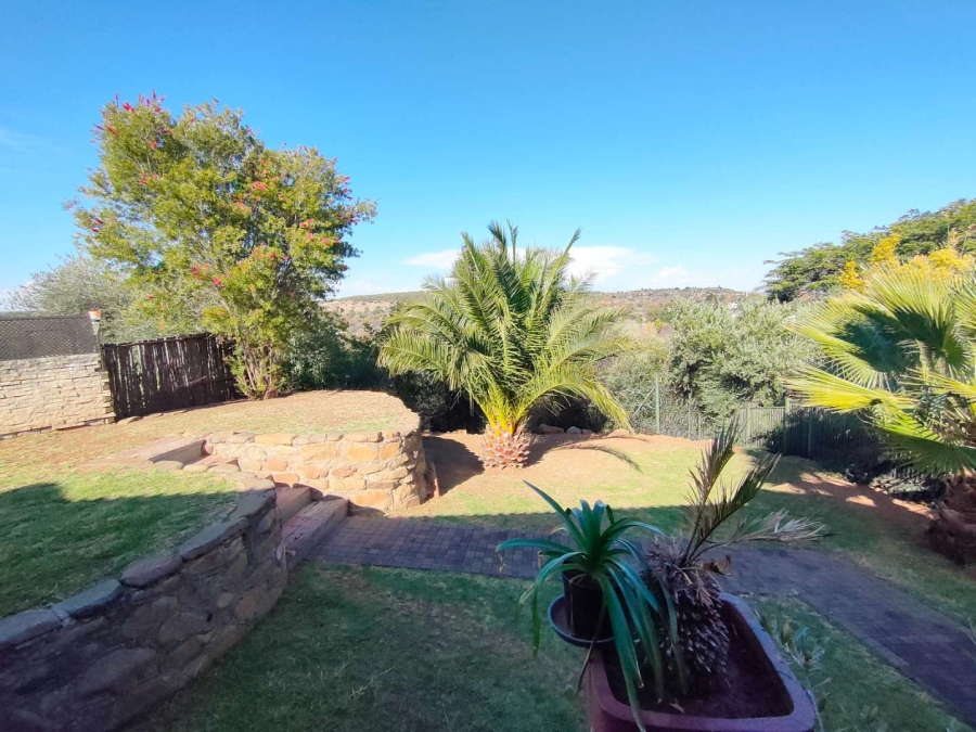 3 Bedroom Property for Sale in Kiepersol Free State